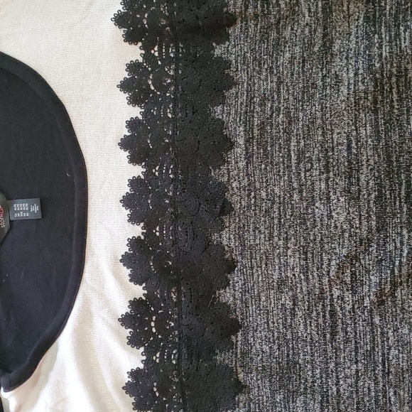 Maternity Tunic Length Top - Picture 3 of 4